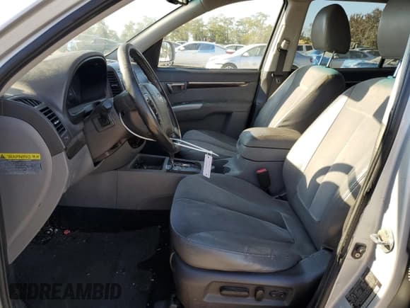 ✅ 2010 Hyundai Santa Fe SE • VIN: 5NMSHDAG1AH352624 • Lot: 76603304. Listed on Copart with 182,184 mi. Free auction sales archive from the USA and detailed vehicle history report at DreamBid. Image 7.