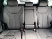 ✅ 2023 Hyundai Santa Fe SE • VIN: 5NMS14AJ8PH630783 • Lot: 60515244. Wystawiony na Copart z przebiegiem 7 948 mil. Bezpłatny archiwum sprzedaży aukcyjnych z USA i szczegółowy raport historii pojazdu na DreamBid. Zdjęcie 10.