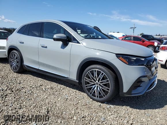 ✅ 2023 Mercedes-Benz EQE 500 • VIN: 4JGGM2CB8PA032500 • Lot: 81871255. Wystawiony na Copart z przebiegiem 14 912 mil. Bezpłatny archiwum sprzedaży aukcyjnych z USA i szczegółowy raport historii pojazdu na DreamBid. Zdjęcie 4.