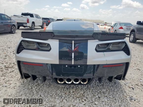 ✅ 2015 Chevrolet Corvette Z06 3LZ • VIN: 1G1YT2D66F5602619 • Lot: 61028745. Wystawiony na Copart z przebiegiem 46 401 mil. Bezpłatny archiwum sprzedaży aukcyjnych z USA i szczegółowy raport historii pojazdu na DreamBid. Zdjęcie 10.