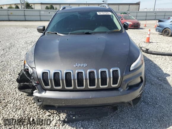 ✅ 2014 Jeep Cherokee Latitude • VIN: 1C4PJLCB0EW157879 • Lot: 82197525. Listed on Copart with 186,658 mi. Free auction sales archive from the USA and detailed vehicle history report at DreamBid. Image 5.