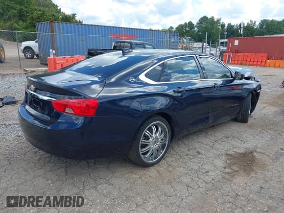 ✅ 2017 Chevrolet Impala LS • VIN: 2G11X5SA9H9156888 • Lot: 42960601. Listed on IAAI with 206,036 mi. Free auction sales archive from the USA and detailed vehicle history report at DreamBid. Image 4.