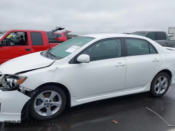 ✅ 2012 Toyota Corolla LE • VIN: 2T1BU4EE5CC792374 • Lot: 43571743. Wystawiony na IAAI z przebiegiem 247 263 mil. Bezpłatny archiwum sprzedaży aukcyjnych z USA i szczegółowy raport historii pojazdu na DreamBid. Zdjęcie 14.