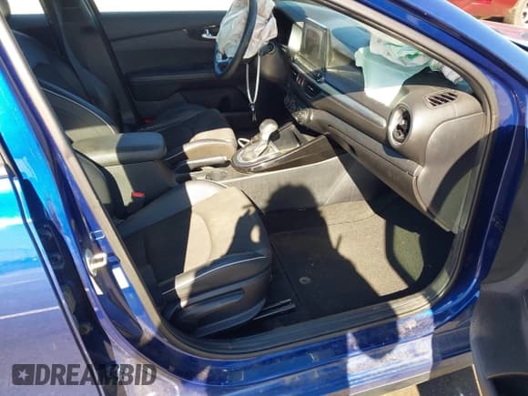 ✅ 2020 Kia Forte GT-Line • VIN: 3KPF34AD3LE168656 • Lot: 43596066. Listed on IAAI with 128,366 mi. Free auction sales archive from the USA and detailed vehicle history report at DreamBid. Image 5.