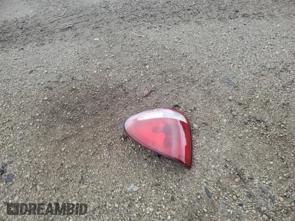 ✅ 2002 Chrysler Town & Country Limited • VIN: 2C8GP64L92R631161 • Лот: 57995605. Опубликован ранее на Copart с пробегом 217 904 миль. Бесплатный доступ к архиву аукционных продаж из США и подробный отчёт об истории автомобиля на DreamBid. Изображение 12.