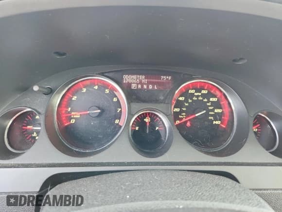 ✅ 2010 GMC Acadia SLE • VIN: 1GKLVLED9AJ181384 • Lot: 80114125. Wystawiony na Copart z przebiegiem 170 865 mil. Bezpłatny archiwum sprzedaży aukcyjnych z USA i szczegółowy raport historii pojazdu na DreamBid. Zdjęcie 9.