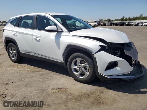 ✅ 2022 Hyundai Tucson SE • VIN: 5NMJACAE8NH033946 • Lot: 66390484. Wystawiony na Copart z przebiegiem 17 771 mil. Bezpłatny archiwum sprzedaży aukcyjnych z USA i szczegółowy raport historii pojazdu na DreamBid. Zdjęcie 4.