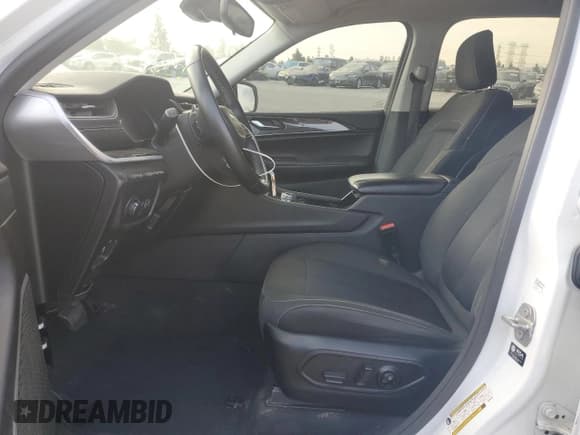 ✅ 2022 Jeep Grand Cherokee Laredo • VIN: 1C4RJKAG2N8564897 • Lot: 65540515. Listed on Copart with 58,196 mi. Free auction sales archive from the USA and detailed vehicle history report at DreamBid. Image 7.