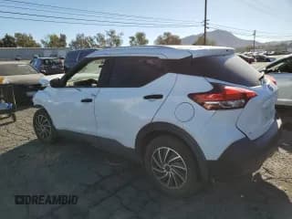 ✅ 2019 Nissan Kicks SV • VIN: 3N1CP5CU6KL524217 • Lot: 91721255. Wystawiony na Copart z przebiegiem 136 696 mil. Bezpłatny archiwum sprzedaży aukcyjnych z USA i szczegółowy raport historii pojazdu na DreamBid. Zdjęcie 2.