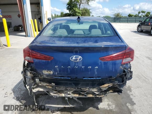 ✅ 2020 Hyundai Elantra Value Edition • VIN: 5NPD84LFXLH632173 • Lot: 69931615. Listed on Copart with 85,766 mi. Free auction sales archive from the USA and detailed vehicle history report at DreamBid. Image 6.
