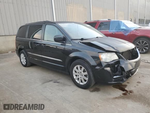 ✅ 2014 Chrysler Town & Country Touring • VIN: 2C4RC1BG0ER215082 • Lot: 59289724. Listed on Copart with 206,296 mi. Free auction sales archive from the USA and detailed vehicle history report at DreamBid. Image 4.