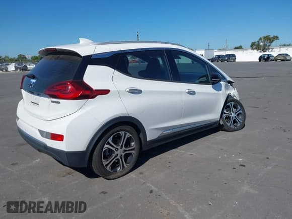 ✅ 2020 Chevrolet Bolt EV Premier • VIN: 1G1FZ6S06L4129351 • Lot: 43634717. Listed on IAAI with 30,790 mi. Free auction sales archive from the USA and detailed vehicle history report at DreamBid. Image 4.