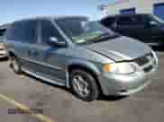 2003 Dodge Caravan SE с VIN 1D4GP24333B198398, выставлен на аукционе Copart как лот 77269414 с пробегом 90 154 миль миль и Списание • Salvage title. История ставок и продаж доступна на DreamBid. Изображение 4.