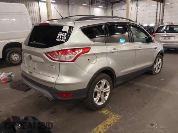 ✅ 2016 Ford Escape SE • VIN: 1FMCU0GX9GUB74538 • Lot: 42944274. Listed on IAAI with 119,362 mi. Free auction sales archive from the USA and detailed vehicle history report at DreamBid. Image 4.