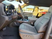 ✅ 2024 Chevrolet Silverado 1500 LTZ • VIN: 2GCPAEED7R1200685 • Lot: 90350525. Wystawiony na Copart z przebiegiem 11 568 mil. Bezpłatny archiwum sprzedaży aukcyjnych z USA i szczegółowy raport historii pojazdu na DreamBid. Zdjęcie 7.