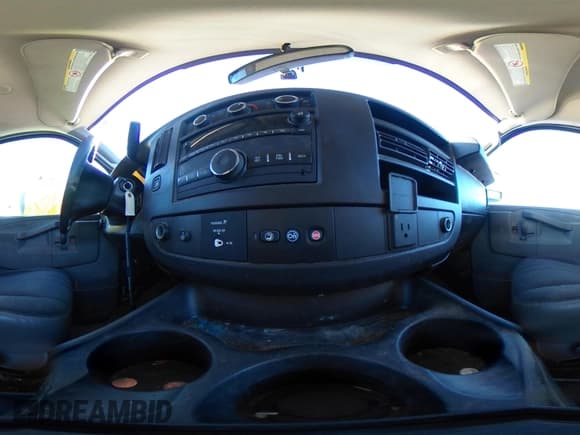 ✅ 2019 GMC Savana Cargo • VIN: 1GTW7AFG6K1368065 • Lot: 41277939. Listed on IAAI with 125,362 mi. Free auction sales archive from the USA and detailed vehicle history report at DreamBid. Image 18.