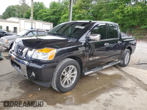 ✅ 2014 Nissan Titan SL • VIN: 1N6BA0ED8EN514929 • Lot: 55857335. Wystawiony na Copart z przebiegiem 131 141 mil. Bezpłatny archiwum sprzedaży aukcyjnych z USA i szczegółowy raport historii pojazdu na DreamBid. Zdjęcie 1.