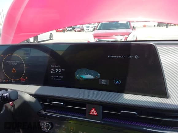 ✅ 2024 Kia EV6 GT-Line • VIN: KNDC44LA6R5225116 • Lot: 42474100. Listed on IAAI with 1,327 mi. Free auction sales archive from the USA and detailed vehicle history report at DreamBid. Image 19.