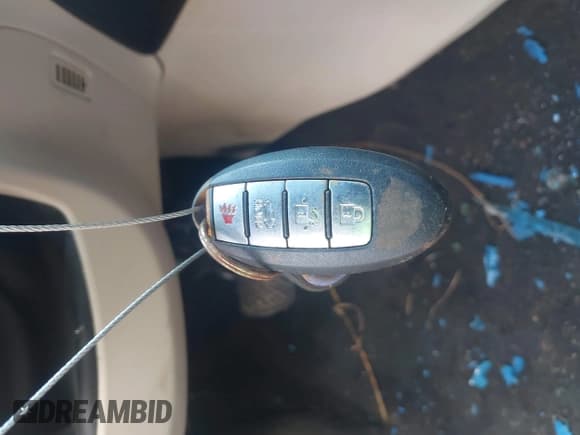 ✅ 2017 Nissan Maxima • VIN: 1N4AA6A92HC363805 • Лот: 43766772. Опубликован ранее на IAAI с пробегом 127 800 миль. Бесплатный доступ к архиву аукционных продаж из США и подробный отчёт об истории автомобиля на DreamBid. Изображение 11.