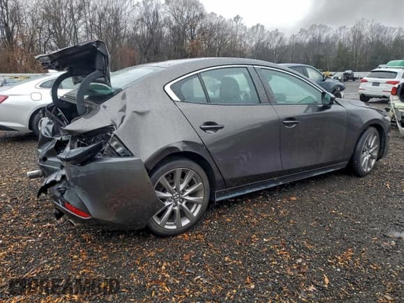 ✅ 2021 Mazda 3 Select • VIN: 3MZBPBBM3MM204873 • Lot: 94730825. Listed on Copart with 38,595 mi. Free auction sales archive from the USA and detailed vehicle history report at DreamBid. Image 3.