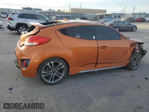 ✅ 2016 Hyundai Veloster Turbo Rally Edition • VIN: KMHTC6AE8GU293100 • Lot: 83682184. Wystawiony na Copart z przebiegiem Nie podano. Bezpłatny archiwum sprzedaży aukcyjnych z USA i szczegółowy raport historii pojazdu na DreamBid. Zdjęcie 3.