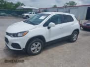 ✅ 2022 Chevrolet Trax LS • VIN: KL7CJNSM0NB527682 • Lot: 42468268. Listed on IAAI with 36,045 mi. Free auction sales archive from the USA and detailed vehicle history report at DreamBid. Image 2.