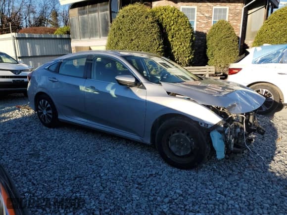 ✅ 2017 Honda Civic LX • VIN: 2HGFC2F50HH537704 • Lot: 92633415. Wystawiony na Copart z przebiegiem 128 801 mil. Bezpłatny archiwum sprzedaży aukcyjnych z USA i szczegółowy raport historii pojazdu na DreamBid. Zdjęcie 4.