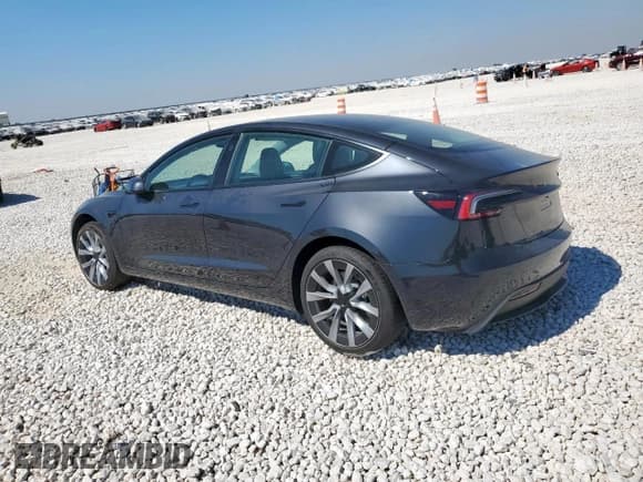 ✅ 2025 Tesla Model 3 Long Range • VIN: 5YJ3E1EA8SF008888 • Lot: 86312385. Listed on Copart with 3,222 mi. Free auction sales archive from the USA and detailed vehicle history report at DreamBid. Image 2.