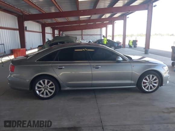 ✅ 2012 Audi A6 Prestige • VIN: WAUHGAFC6CN080091 • Lot: 41964023. Listed on IAAI with 166,334 mi. Free auction sales archive from the USA and detailed vehicle history report at DreamBid. Image 13.