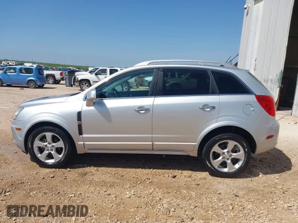 ✅ 2013 Chevrolet Captiva Sport LTZ • VIN: 3GNAL4EK3DS586437 • Lot: 42093734. Wystawiony na IAAI z przebiegiem 76 688 mil. Bezpłatny archiwum sprzedaży aukcyjnych z USA i szczegółowy raport historii pojazdu na DreamBid. Zdjęcie 14.