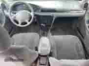 2003 Chevrolet Malibu z VIN 1G1ND52J53M700938, wystawiony jako Copart lot #87737165 z przebiegiem 175 705 mil mil oraz Czysty tytuł • Clean title. Historia ofert i sprzedaży dostępna na DreamBid. Obrazek 8.