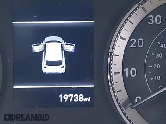 ✅ 2022 Hyundai Venue SEL • VIN: KMHRC8A31NU178646 • Lot: 42457150. Listed on IAAI with 19,738 mi. Free auction sales archive from the USA and detailed vehicle history report at DreamBid. Image 15.