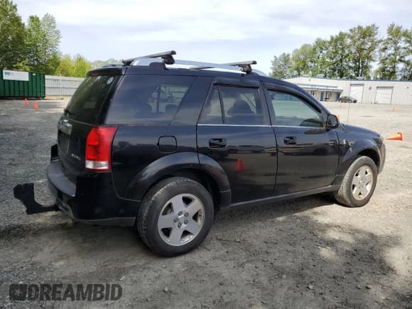 ✅ 2006 Saturn VUE • VIN: 5GZCZ63456S898482 • Lot: 56686495. Wystawiony na Copart z przebiegiem 139 539 mil. Bezpłatny archiwum sprzedaży aukcyjnych z USA i szczegółowy raport historii pojazdu na DreamBid. Zdjęcie 3.