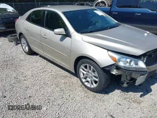 2014 Chevrolet Malibu LT z VIN 1G11C5SL7EF302088, wystawiony jako IAAI lot #43191742 z przebiegiem 134 716 mil mil oraz . Historia ofert i sprzedaży dostępna na DreamBid. Obrazek 1.