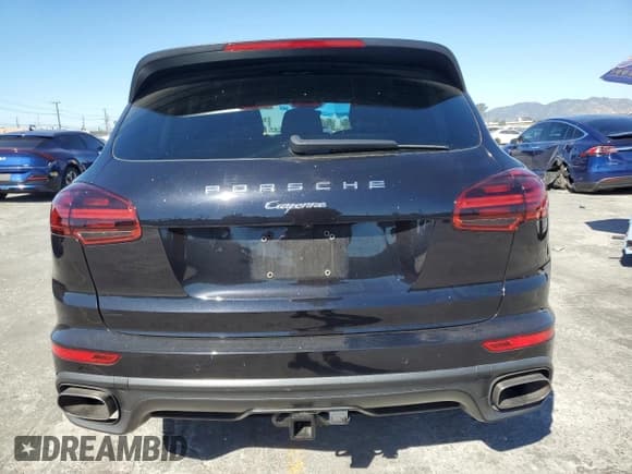 ✅ 2015 Porsche Cayenne Diesel • VIN: WP1AF2A2XFLA30711 • Lot: 85011025. Wystawiony na Copart z przebiegiem 115 197 mil. Bezpłatny archiwum sprzedaży aukcyjnych z USA i szczegółowy raport historii pojazdu na DreamBid. Zdjęcie 6.