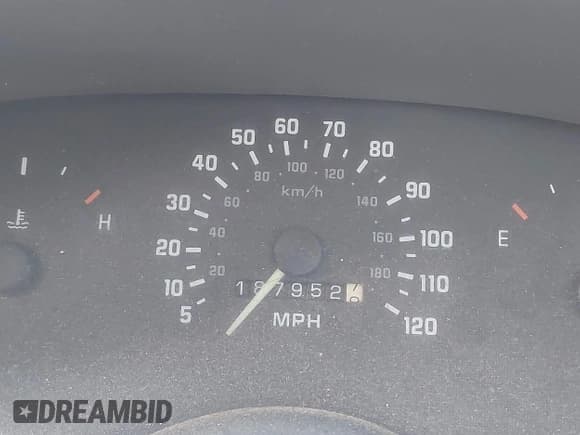 ✅ 1995 Chevrolet Corsica • VIN: 1G1LD5541SY257563 • Лот: 41439457. Опубликован ранее на IAAI с пробегом 187 952 миль. Бесплатный доступ к архиву аукционных продаж из США и подробный отчёт об истории автомобиля на DreamBid. Изображение 7.