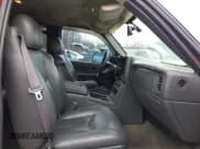 ✅ 2005 GMC Sierra 2500HD SLE • VIN: 1GTHK23285F849108 • Lot: 41554631. Listed on IAAI with 214,760 mi. Free auction sales archive from the USA and detailed vehicle history report at DreamBid. Image 5.