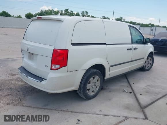 ✅ 2012 Ram Cargo Van • VIN: 2C4JDGAG6CR288243 • Лот: 42960516. Опубликован ранее на IAAI с пробегом 152 049 миль. Бесплатный доступ к архиву аукционных продаж из США и подробный отчёт об истории автомобиля на DreamBid. Изображение 4.