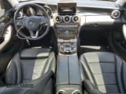 ✅ 2016 Mercedes-Benz C 300 Luxury • VIN: WDDWF4KB0GR137921 • Lot: 60397965. Wystawiony na Copart z przebiegiem 73 947 mil. Bezpłatny archiwum sprzedaży aukcyjnych z USA i szczegółowy raport historii pojazdu na DreamBid. Zdjęcie 8.