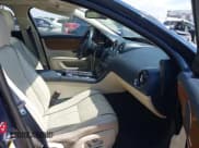 ✅ 2010 Jaguar XJ Supercharged • VIN: SAJWA1GE4AMV00124 • Lot: 43334610. Listed on IAAI with 191,012 mi. Free auction sales archive from the USA and detailed vehicle history report at DreamBid. Image 5.