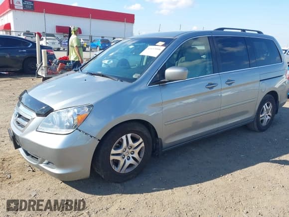 ✅ 2007 Honda Odyssey EX • VIN: 5FNRL38487B098116 • Lot: 43632006. Listed on IAAI with 84,840 mi. Free auction sales archive from the USA and detailed vehicle history report at DreamBid. Image 18.