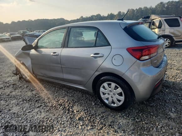 ✅ 2022 Kia Rio S • VIN: 3KPA25AD4NE457129 • Лот: 81225335. Опубликован ранее на Copart с пробегом 54 354 миль. Бесплатный доступ к архиву аукционных продаж из США и подробный отчёт об истории автомобиля на DreamBid. Изображение 2.