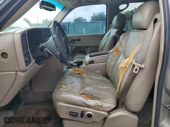 ✅ 2003 Chevrolet Silverado 1500HD LT • VIN: 1GCGC13U93F142570 • Лот: 70047944. Опубликован ранее на Copart с пробегом 243 221 миль. Бесплатный доступ к архиву аукционных продаж из США и подробный отчёт об истории автомобиля на DreamBid. Изображение 7.