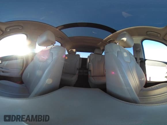 ✅ 2022 Kia Sorento X-Line EX • VIN: 5XYRHDLF7NG070362 • Lot: 42041071. Wystawiony na IAAI z przebiegiem 54 129 mil. Bezpłatny archiwum sprzedaży aukcyjnych z USA i szczegółowy raport historii pojazdu na DreamBid. Zdjęcie 17.