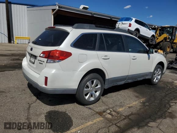 ✅ 2010 Subaru Outback Limited Power Moon • VIN: 4S4BRELC4A2319744 • Lot: 80523345. Wystawiony na Copart z przebiegiem 141 538 mil. Bezpłatny archiwum sprzedaży aukcyjnych z USA i szczegółowy raport historii pojazdu na DreamBid. Zdjęcie 3.
