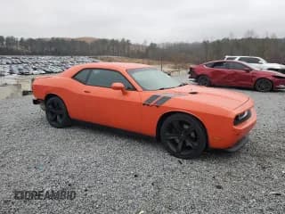 ✅ 2013 Dodge Challenger R/T • VIN: 2C3CDYBTXDH741687 • Lot: 44656355. Wystawiony na Copart z przebiegiem 181 089 mil. Bezpłatny archiwum sprzedaży aukcyjnych z USA i szczegółowy raport historii pojazdu na DreamBid. Zdjęcie 4.