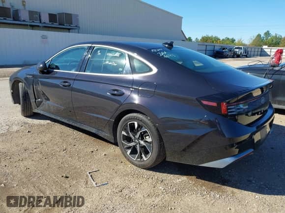 2024 Hyundai Sonata SEL with VIN KMHL64JA7RA368379, listed as a IAAI auction lot 43572963 with 46,712 mi miles and . Bid and sale history available at DreamBid. Image 3.