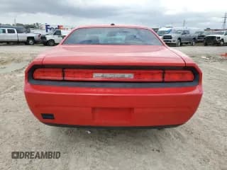 ✅ 2010 Dodge Challenger SE • VIN: 2B3CJ4DV3AH321780 • Lot: 47601885. Wystawiony na Copart z przebiegiem 202 621 mil. Bezpłatny archiwum sprzedaży aukcyjnych z USA i szczegółowy raport historii pojazdu na DreamBid. Zdjęcie 6.