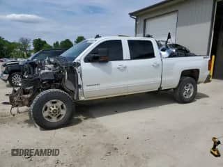 2017 Chevrolet Silverado 2500HD LT с VIN 1GC1KVEY5HF211021, выставлен на аукционе Copart как лот 58297065 с пробегом 176 143 миль миль и Списание • Salvage title. История ставок и продаж доступна на DreamBid. Изображение 1.