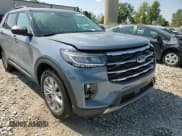 ✅ 2025 Ford Explorer Active • VIN: 1FMUK8DH6SGA24738 • Lot: 80080475. Wystawiony na Copart z przebiegiem 3 256 mil. Bezpłatny archiwum sprzedaży aukcyjnych z USA i szczegółowy raport historii pojazdu na DreamBid. Zdjęcie 14.